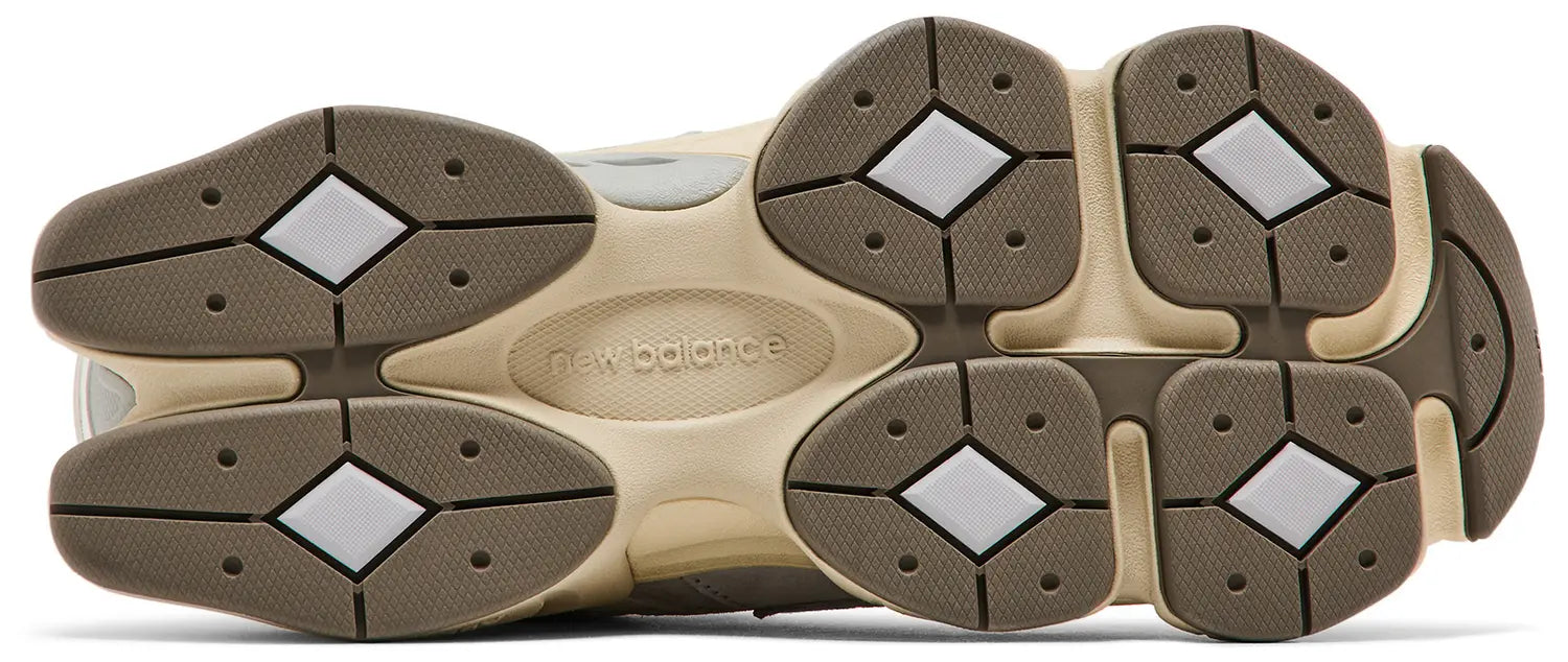 New Balance 9060 Pearl Grey Linen