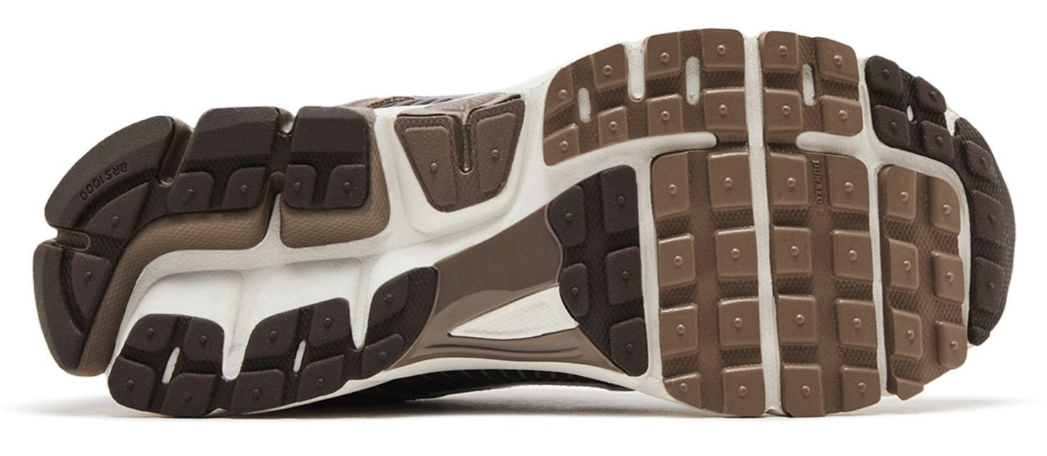 Nike Zoom Vomero 5 Mink Brown