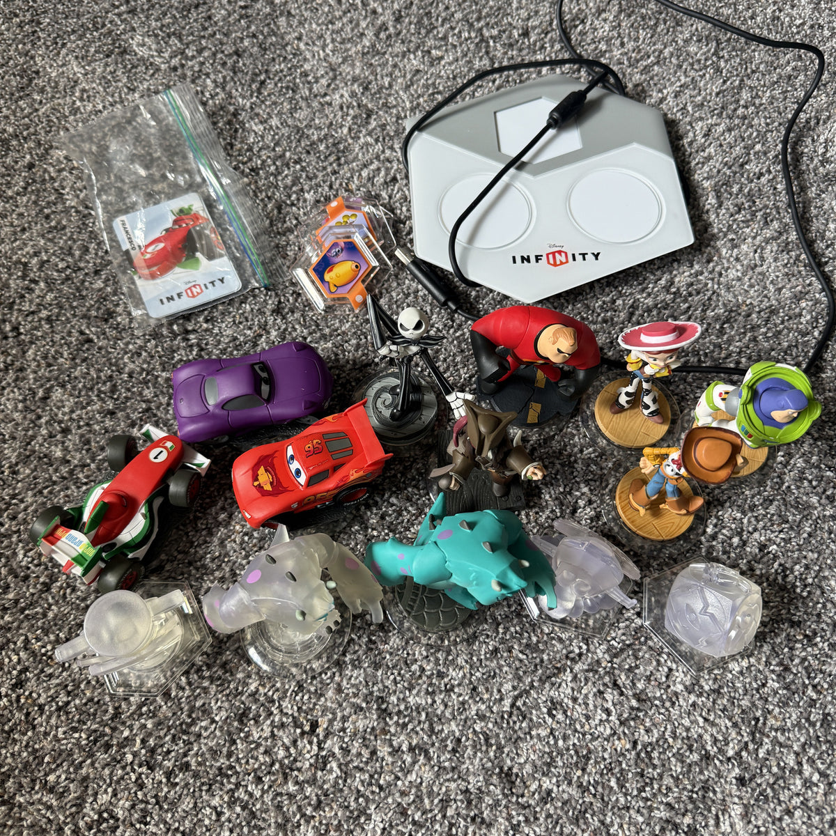 Disney Infinity Lot — 14 Figures, Vehicles, Base & Power Disc — photo 1